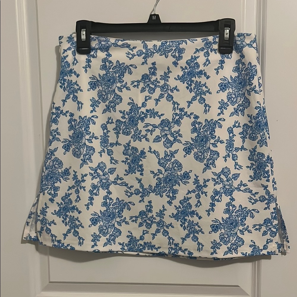 Blue and White Rose Floral Skirt 💖